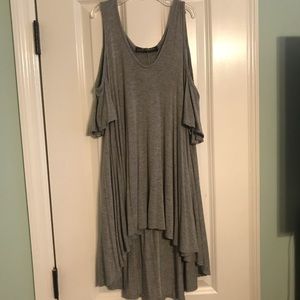 grey cold shoulder tank.